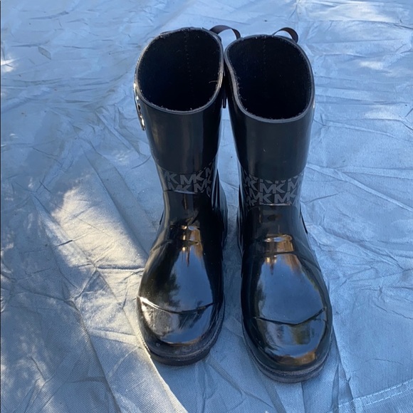 Michael lots rain boots in black size 13 for kid - Picture 2 of 9
